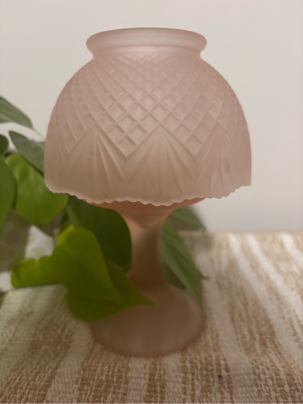 Vintage Frosted Pink Glass Fairy Lamp Candle Holder Pineapple Pattern with Shade